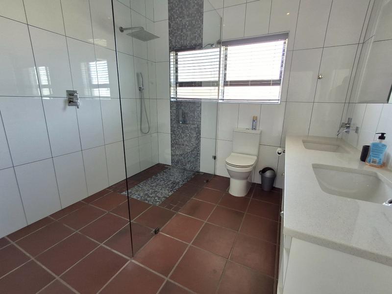 3 Bedroom Property for Sale in Flagship Western Cape
